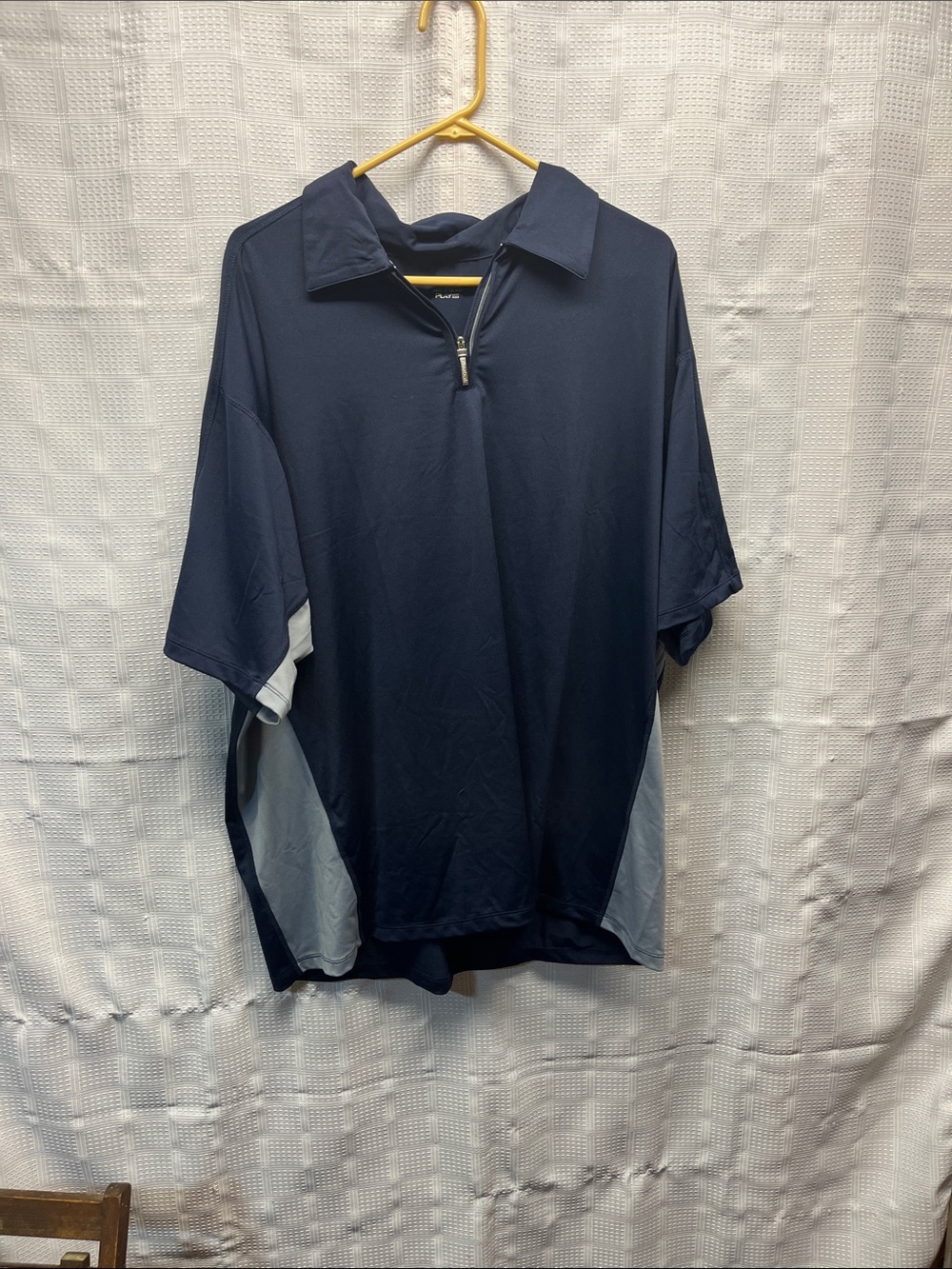 Reebok 
Men's Navy Short-Sleeve Polo with Light Gray Panels
